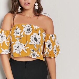 NWT F21 Floral Crop Top